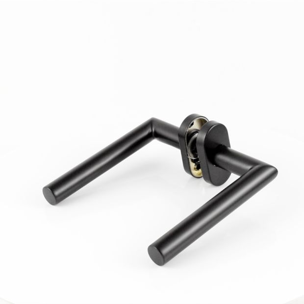 China Supplier Hot Sale Tube Bar SS304 Black Door Handle