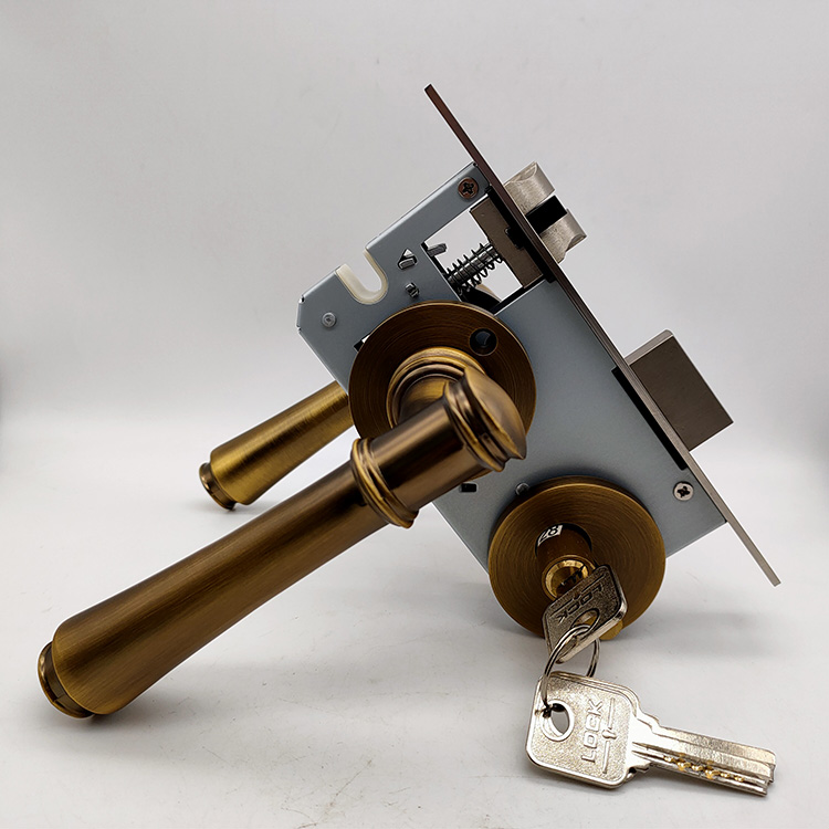AB Hollow Style Brass And Zamak Door Handle Lock Classical Style 